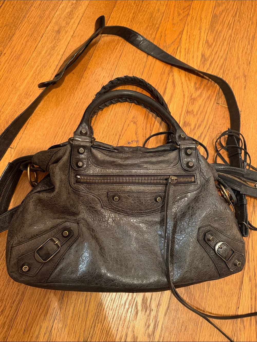 Balenciaga 100% authentic Black Town City Bag with crossbody strap & mirror - Picture 2 of 10